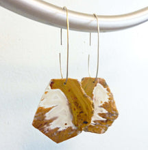 Load image into Gallery viewer, Freeform Agate Hoop Earrings