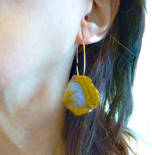 Load image into Gallery viewer, Freeform Agate Hoop Earrings