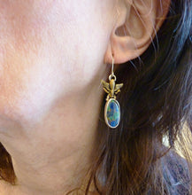 Load image into Gallery viewer, Azurite Malalachite Fly Earrings