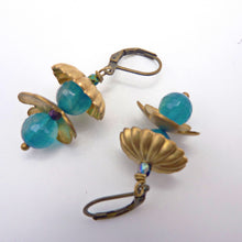 Load image into Gallery viewer, Blue Agate Flower Earrings