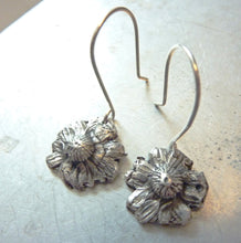 Load image into Gallery viewer, Daisy Flower Earrings, Fine Silver