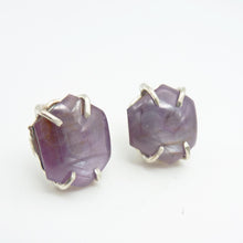Load image into Gallery viewer, Mauve Sapphire Stud Earrings
