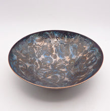 Load image into Gallery viewer, Florentine Paisley Bowl