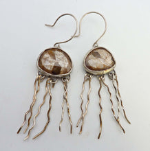 Load image into Gallery viewer, Golden Sapphire Jellyfish Earrings
