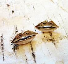 Load image into Gallery viewer, Hot Lips Stud Earrings