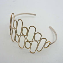 Load image into Gallery viewer, Oval Geometry Cuff