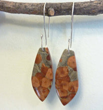 Load image into Gallery viewer, Peanut Obsidian Petal Hoop Earrings