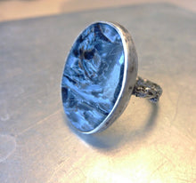 Load image into Gallery viewer, Pietersite twig ring