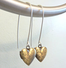 Load image into Gallery viewer, Vintage Brass Locket Earrings