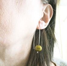Load image into Gallery viewer, Vintage Japanese Glass Swirl Earrings