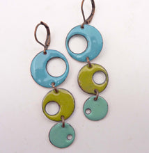 Load image into Gallery viewer, Mod Circle Enamel Earrings