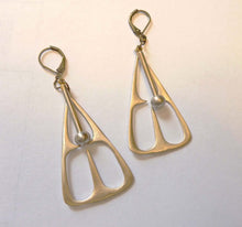 Load image into Gallery viewer, Mod Pendulum Earrings