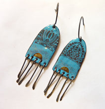 Load image into Gallery viewer, Sun Queen Enamel Earrings