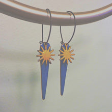 Load image into Gallery viewer, Sunbeam Sterling Hoop Earrings