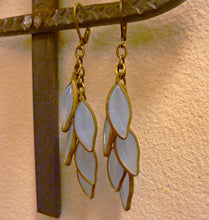 Load image into Gallery viewer, Cascading Leaves Earrings in Light Lavender
