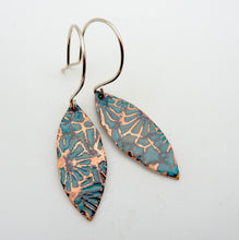 Load image into Gallery viewer, Midori Champleve Enamel Floral Earrings
