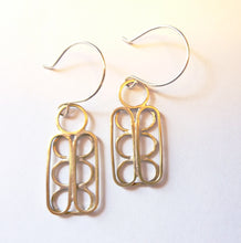Load image into Gallery viewer, Modern Ovals Earrings
