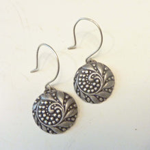 Load image into Gallery viewer, Fine Silver Paisley Swirl Earrings
