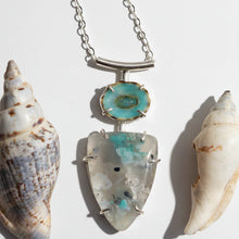 Load image into Gallery viewer, Chrysocolla and Native Copper in Chalcedony
