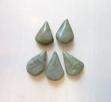 Load image into Gallery viewer, Green Jasper Flat Teardrop Beads, Side Drilled, Olive Green, Lots of 10 Loose Beads
